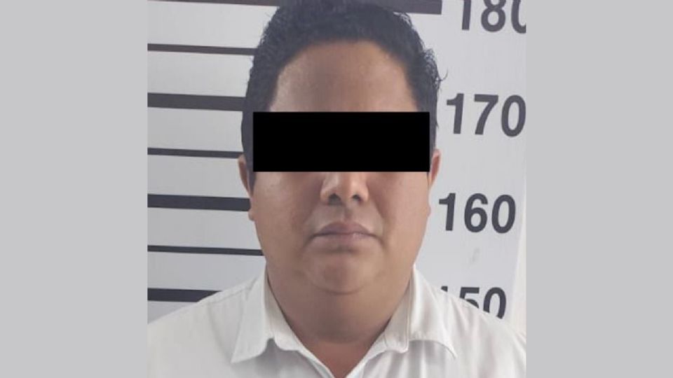 El gerente de restaurante en la Carretera Nacional fue detenido y vinculado a proceso por hostigamiento a menor.