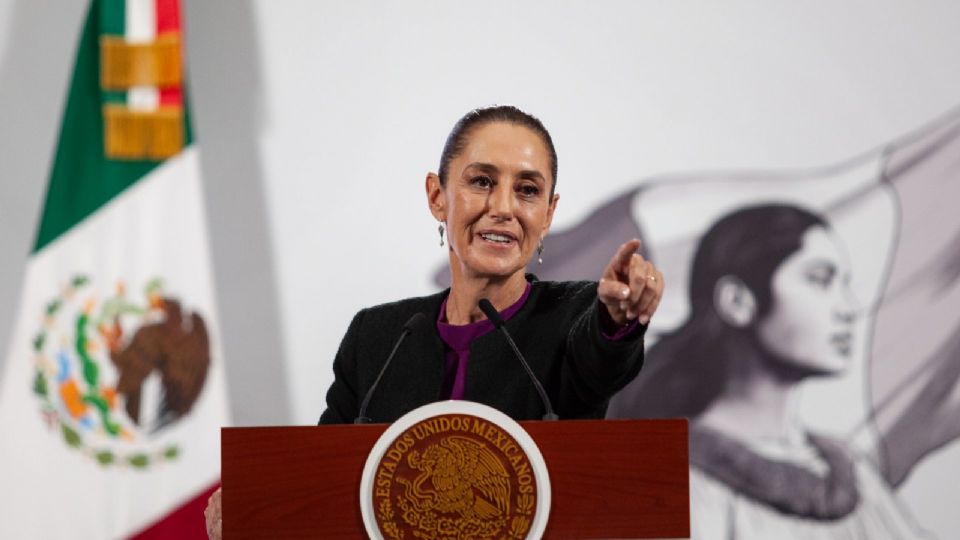 Claudia Sheinbaum Pardo, presidenta de México durante conferencia de prensa en Palacio Nacional.