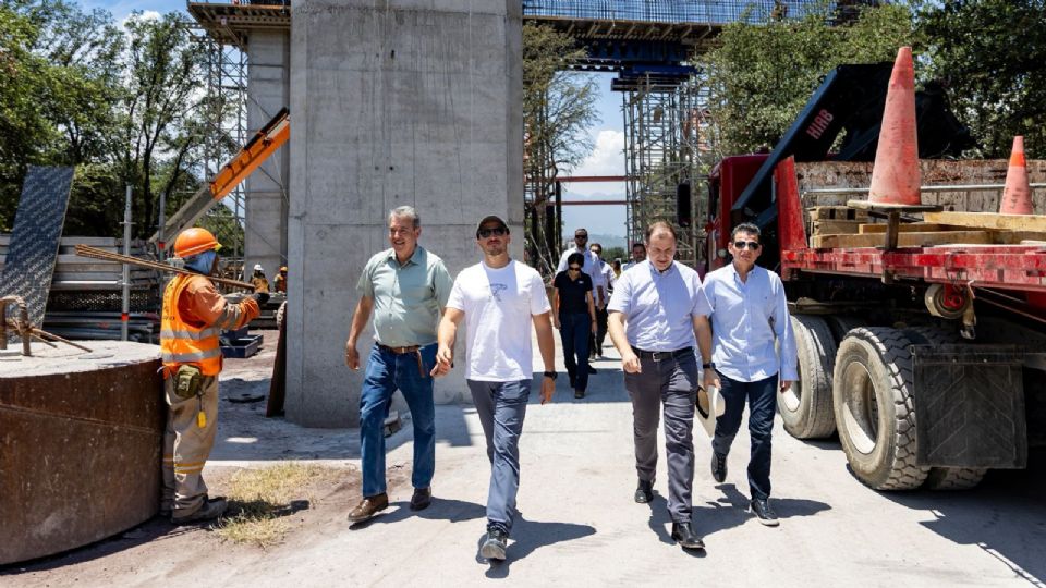 Samuel García recorre obras del Corredor FIFA, donde se conectarán las líneas 4 y 6 del Metro con el Tren del Norte en un sistema integral de transporte masivo.