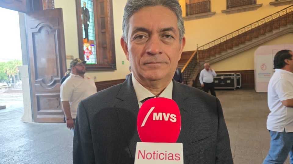 Juan Paura García, Secretario de Educación en Nuevo León.