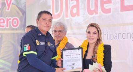 Evelyn Salgado reitera su compromiso con el heroico cuerpo de bomberos de Guerrero