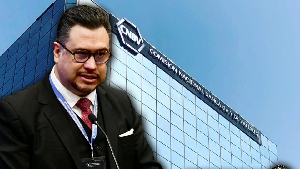 Ángel Cabrera Mendoza, nuevo presidente de la CNBV, durante un evento anterior. Su experiencia en la SHCP es vista como un activo clave para los desafíos regulatorios actuales.