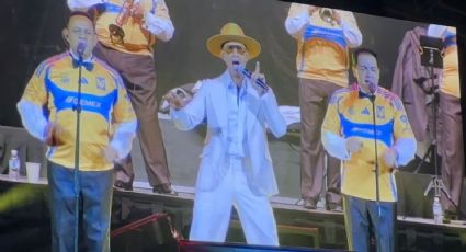 Sonora Santanera dedica ‘Bomboro’ a Gignac al vestirse de Tigre en Monterrey | VIDEO