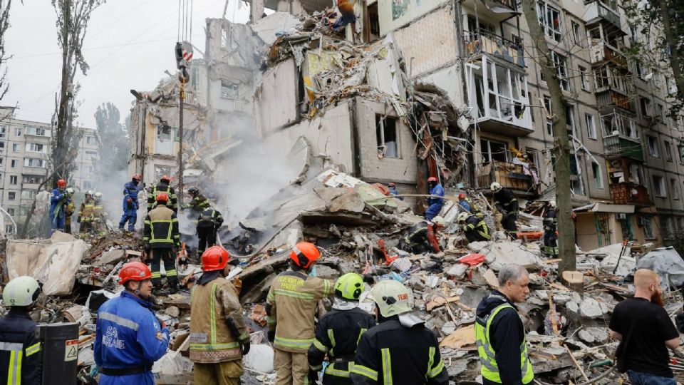 Edificio de Ucrania atacado por Rusia.