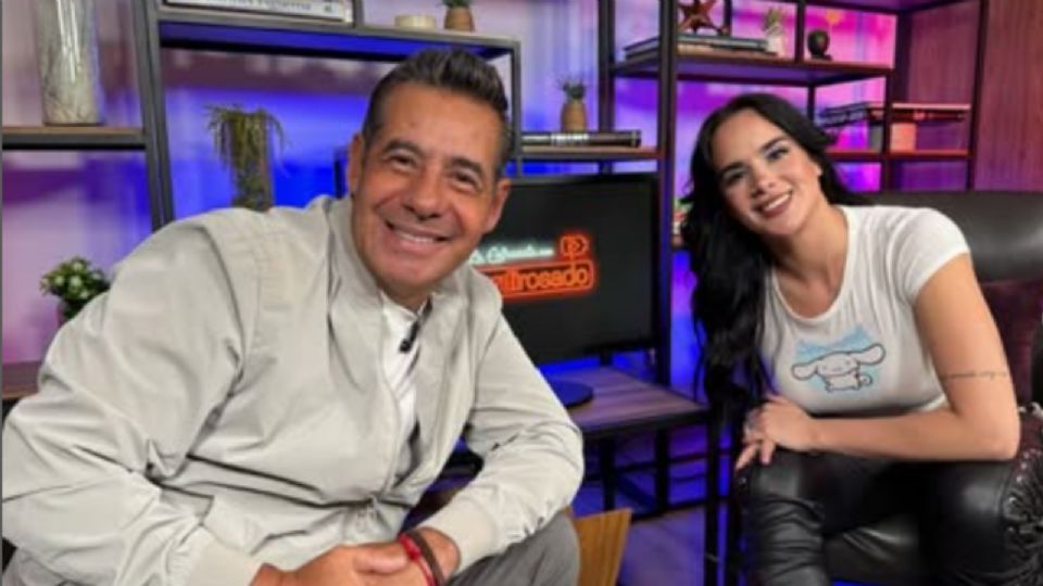 Gala Montes estuvo como invitada con Yordi Rosado.