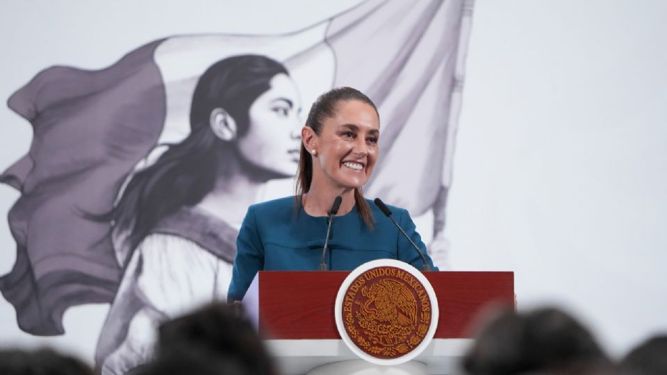 Agregó que nunca ha recibido regalos onerosos y cuando les han enviado regalos incómodos, los ha rechazado. 