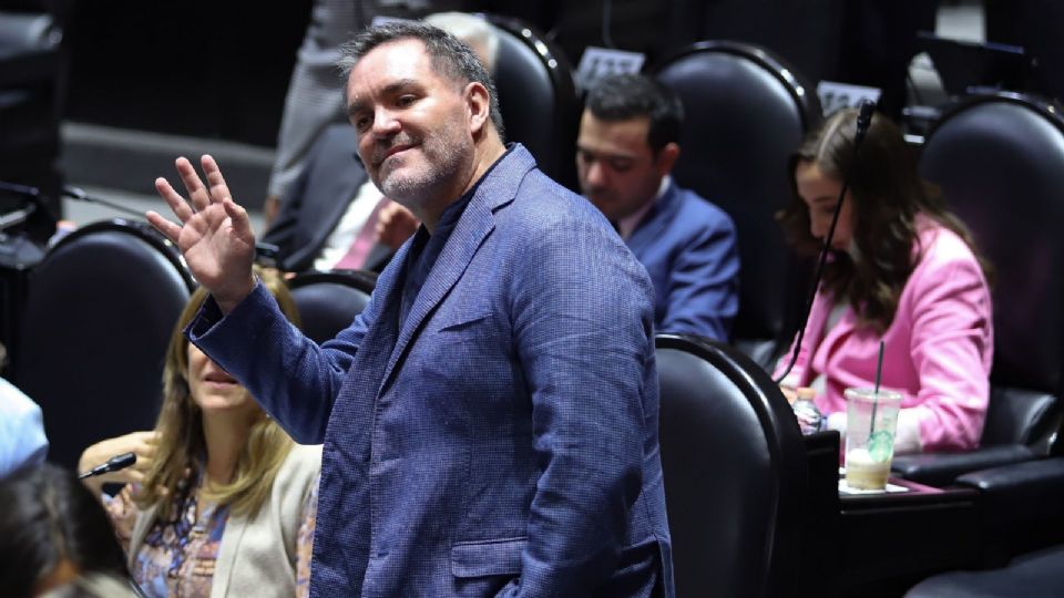 El diputado por el PAN cuestionó el combate a la corrupción de Morena.