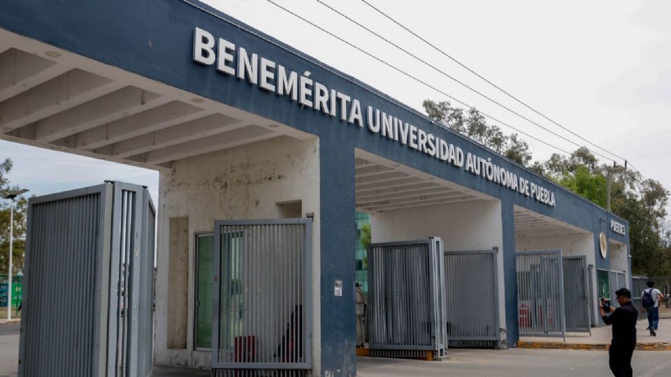 La BUAP está en proceso de renovar la rectoría.