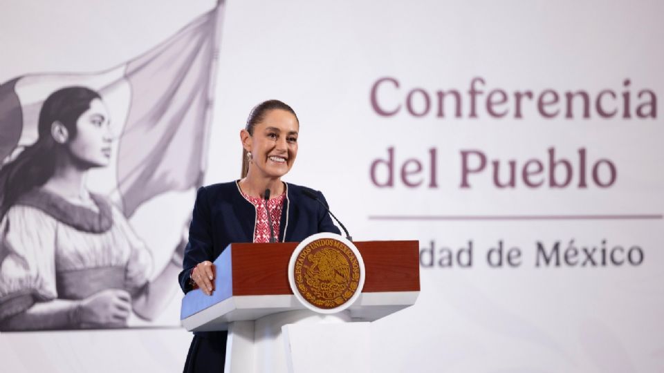 La mandataria informó sobre esta visita de uno de los funcionarios más cercanos a Donald Trump.