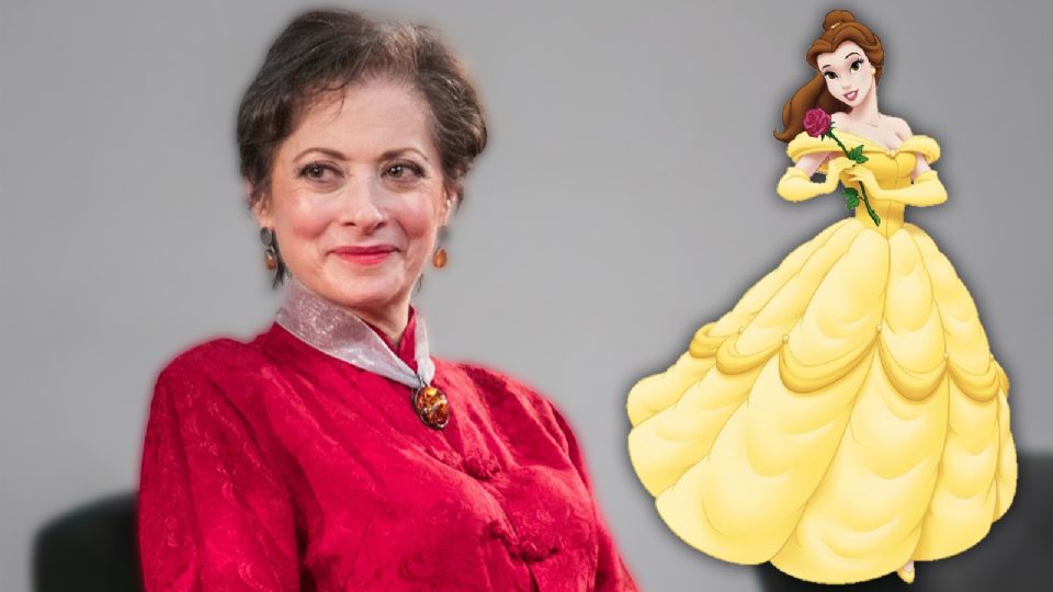 Lourdes Ambriz fue condecorada con la Medalla Bellas Artes en Música, en 2023, un reconocimiento a su trayectoria y contribuciones al arte musical en México.

