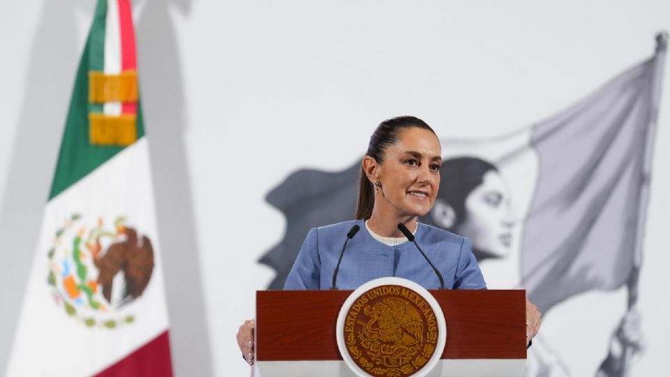 Sheinbaum afirma que la salida de Iberdrola de México se debe a 'una decisión empresarial'.