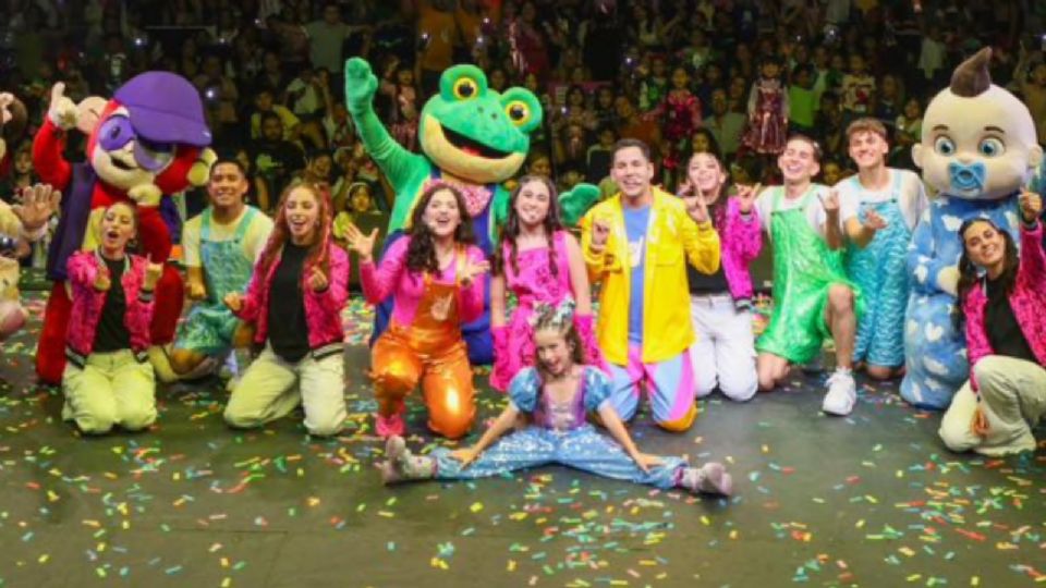 Lara Campos combina su carrera como actriz con su faceta de influencer, sumando millones de seguidores en redes sociales.