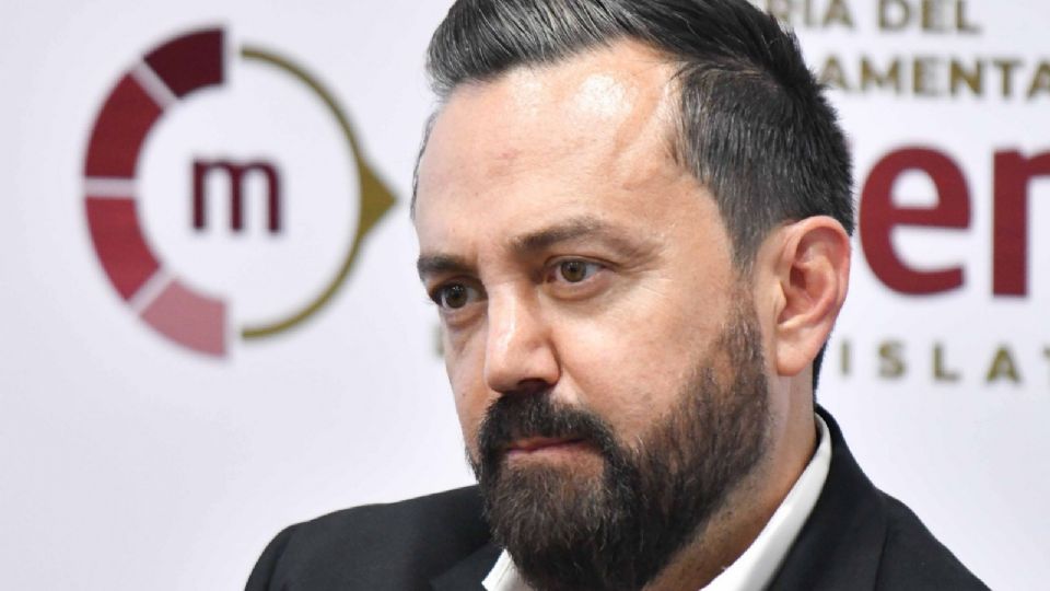 Se valorará la posibilidad de solicitar el desafuero del vocero morenista, si alguna fiscalía local o la FGR abre investigación en su contra.