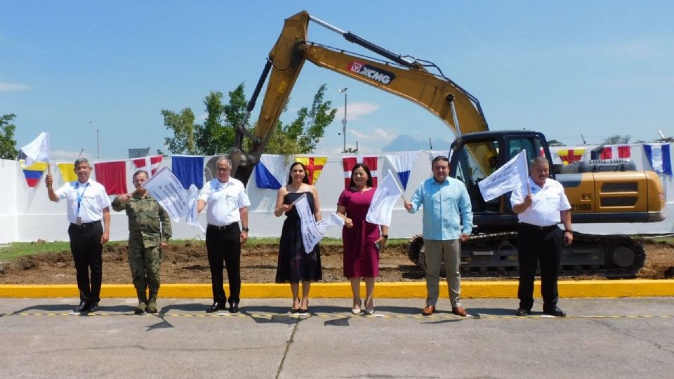 Indira Vizcaíno Silva, gobernadora de Colima.