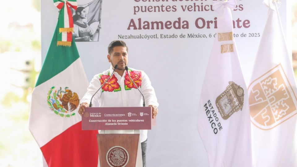 Aclaró que este primer puente que está siendo intervenido, que es el que va del Bordo de Xochiaca a Río de los Remedios.