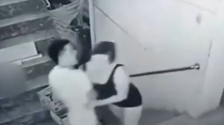 VIDEO | Una pareja cayó desde un segundo piso tras discutir por el contenido de un celular