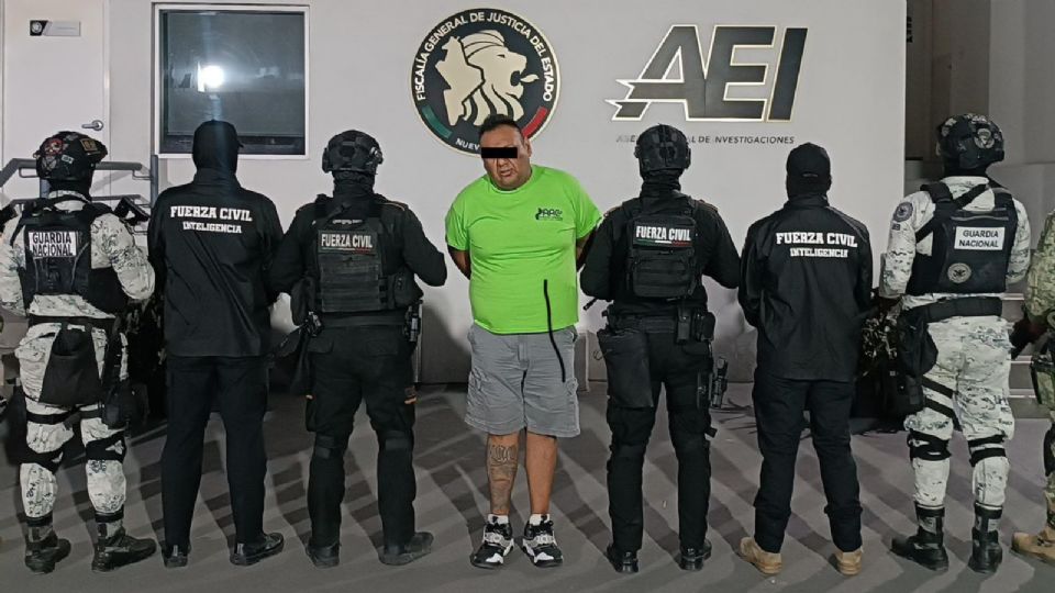 David “N” fue detenido en Salinas Victoria; autoridades le decomisaron un arma, droga y una báscula digital durante un operativo conjunto.