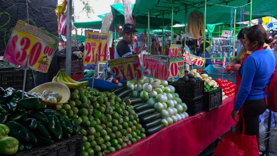 En julio de 2025, la inflación anual en México bajó a 3.51 por ciento, según el INPC.