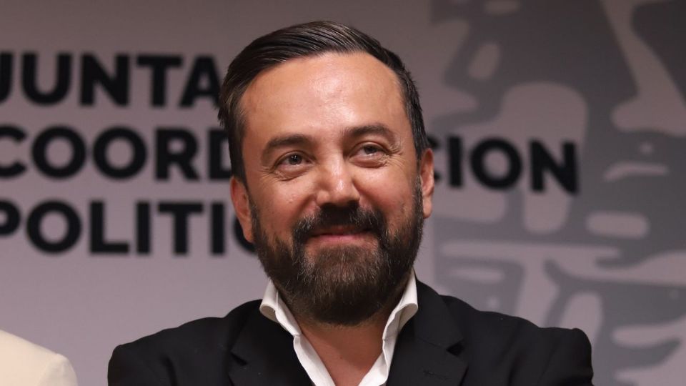 Entregar los datos en su poder para que se integren a las 22 carpetas de investigación abiertas pidió la Fiscalía, confirma el legislador federal.