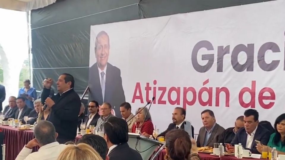 Héctor Macedo García encabezó un evento en Zona Esmeralda, en Atizapán de Zaragoza.