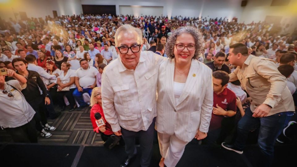 Rubén Rocha Moya y Graciela Domínguez Nava.