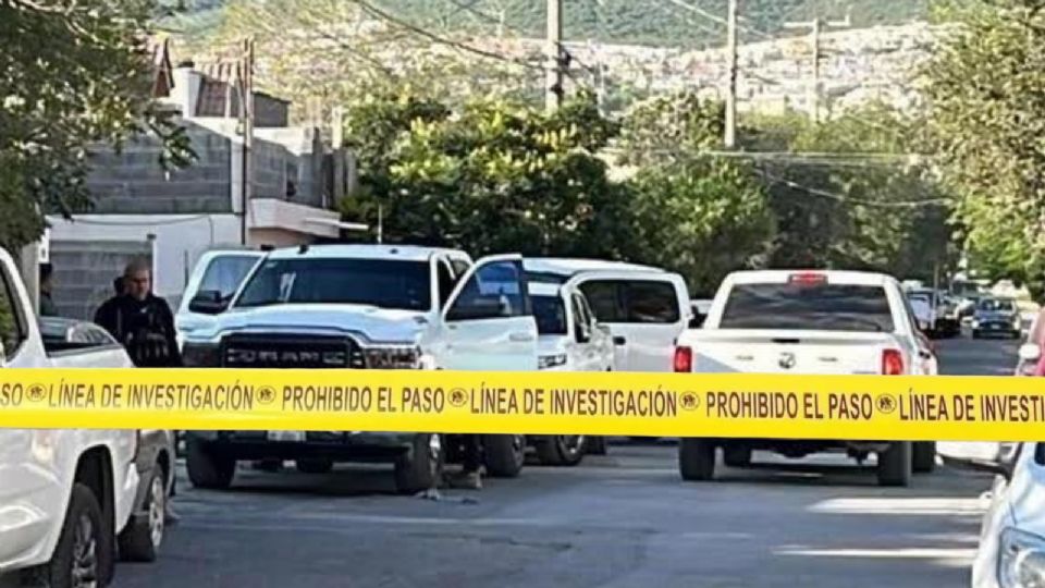 Agentes ministeriales acudieron al Hospital Universitario y al lugar de la agresión en Santa Catarina para dar seguimiento al caso.