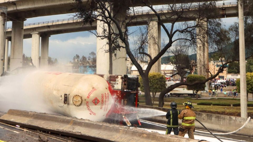 La explosión de la pipa de gas en Iztapalapa es uno hecho más de que el reglamento de tránsito, es un reglamento fantasma, dice Héctor Zagal.