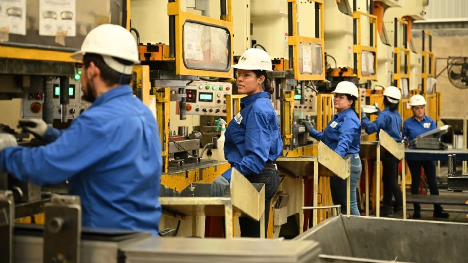 Estados Unidos reactiva inversiones en manufactura y agro después de 6 trimestres.