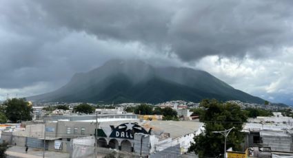 Se registran fuertes lluvias en el área metropolitana de Monterrey