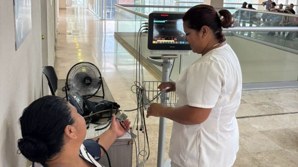 El IMSS informó que solo se brindará servicio de urgencias los días 15 y 16 de septiembre.