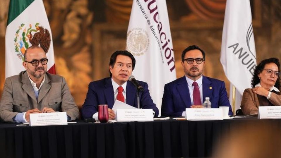 Mario Delgado, titular de la SEP, Al encabezar la instalación de la Comisión Nacional de Aprendizaje a lo Largo de la Vida.