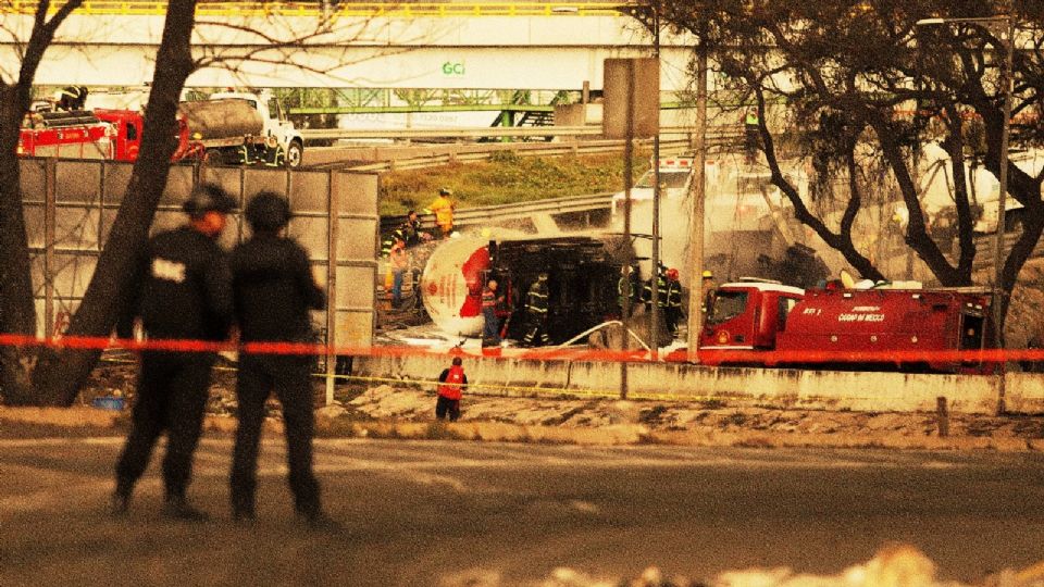 Sube a 28 cifra de muertos por explosión de pipa de gas en Iztapalapa.