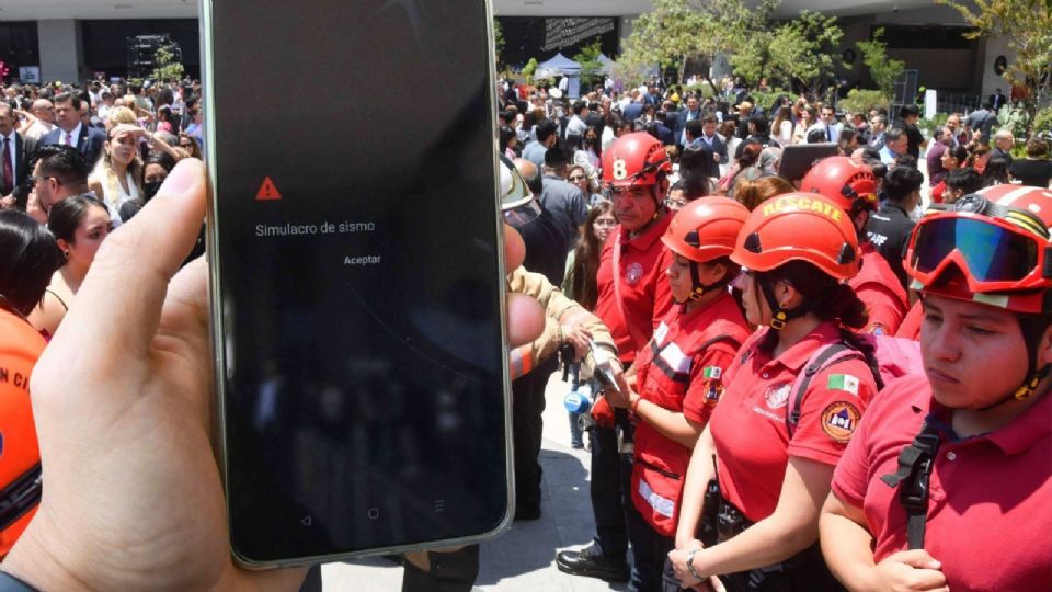 El Simulacro Nacional reafirma el compromiso de la CDMX con la preparación y la respuesta efectiva ante emergencias.