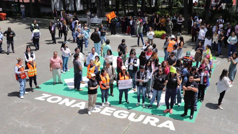 Reportan dos incidentes menores durante ejercicio de sismo 8.1; ambos atendidos exitosamente.