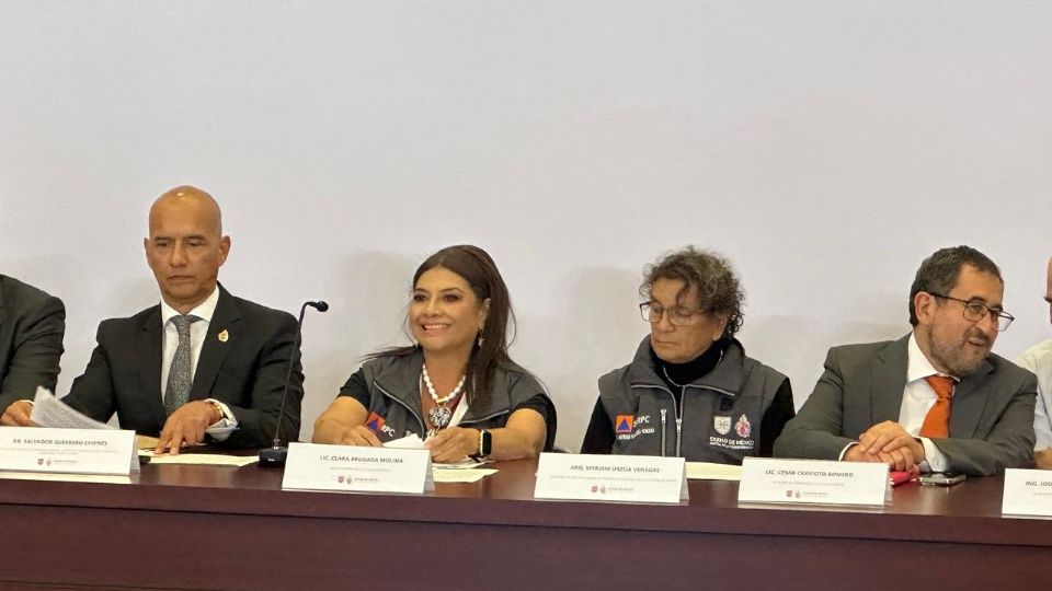 La mandataria felicitó a la población porque se bajó el tiempo de evacuación a 65 segundos de manera general.
