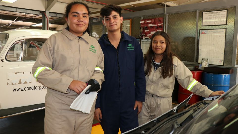 Aguascalientes alcanzó el tercer lugar regional en Educación Dual en bachillerato durante el primer semestre de 2025.