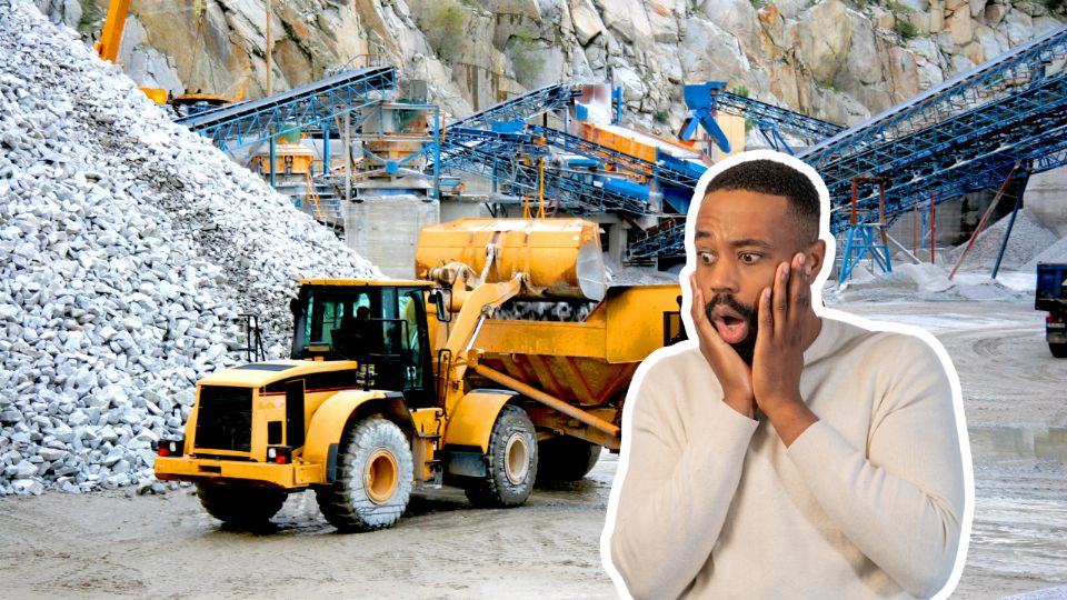 Derrumbe en trituradora de piedra en Allende dejó dos trabajadores muertos; Protección Civil confirmó que la zona fue asegurada tras el accidente.