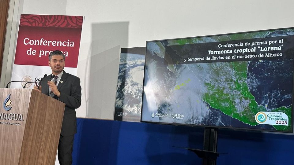 El titular del Servicio Meteorológico Nacional (SMN), Fabián Vázquez Romaña, dijo que sus efectos repecutiran en los estados del norte del país, Sonora, Sinaloa y las Bajas Californias.