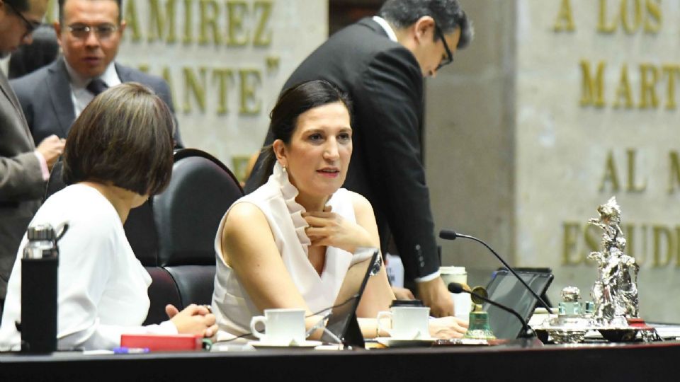 Panistas celebran llegada de Kenia López Rabadán.