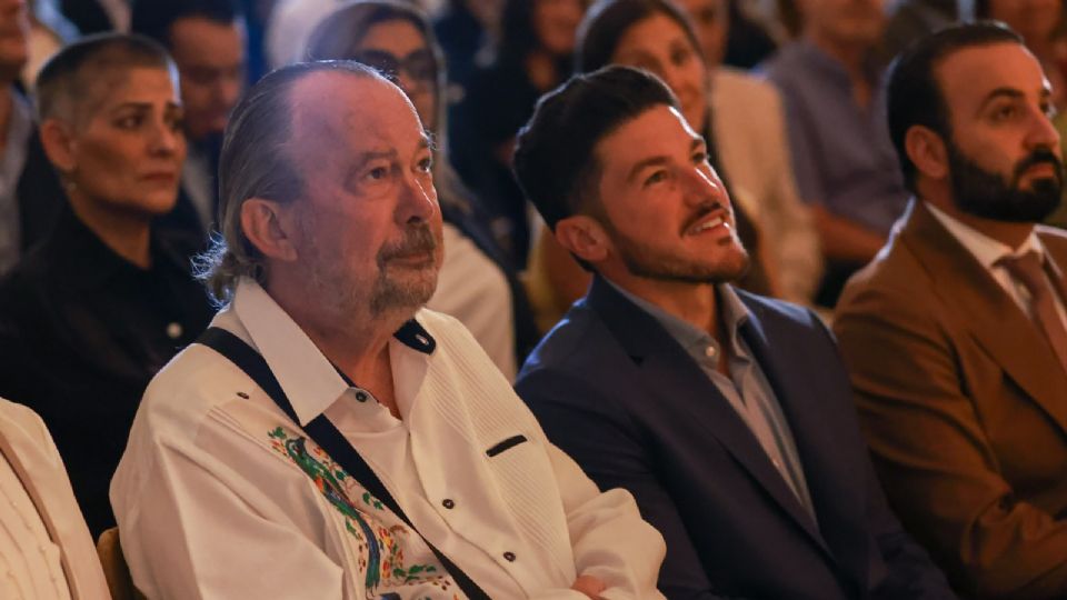 Samuel García despidió a Mauricio Fernández con un mensaje de condolencias y el compromiso de mantener vivo su legado en Nuevo León.