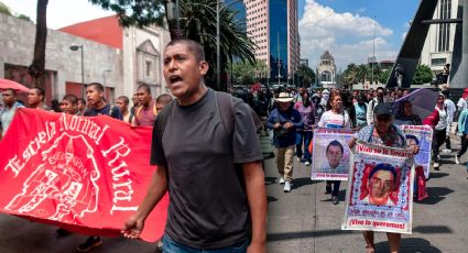 Ayotzinapa: Padres denuncian impunidad y exigen declarar a figuras del gobierno de Peña Nieto