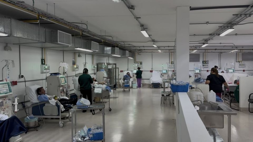 El IMSS en Nuevo León remodela salas de hemodiálisis para brindar atención de calidad a más de 900 pacientes con insuficiencia renal crónica.