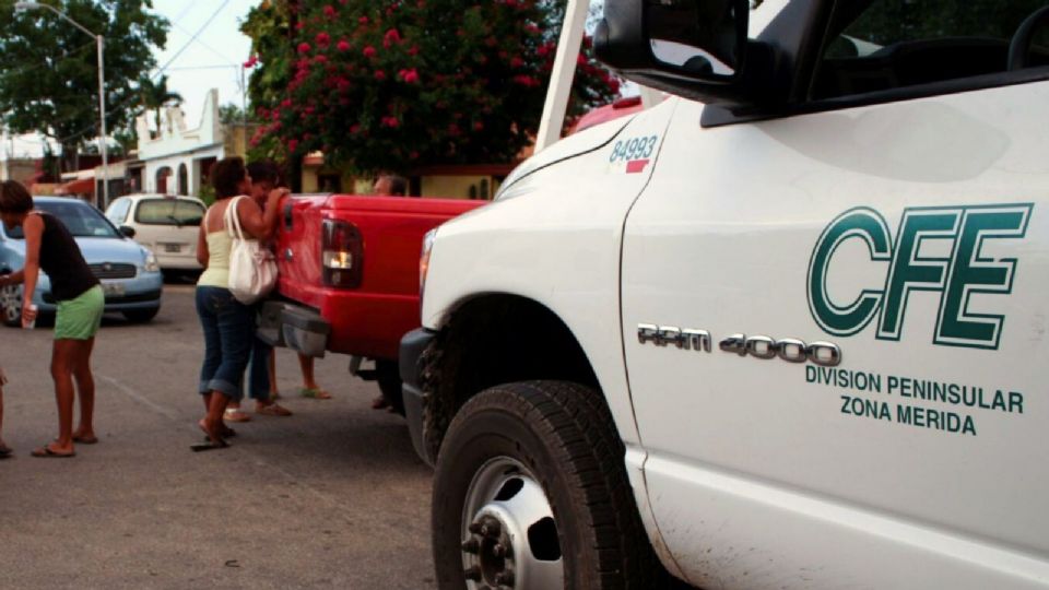 La CFE refrenda su compromiso en este tipo de contingencias, para recuperar el suministro a los usuarios afectados.