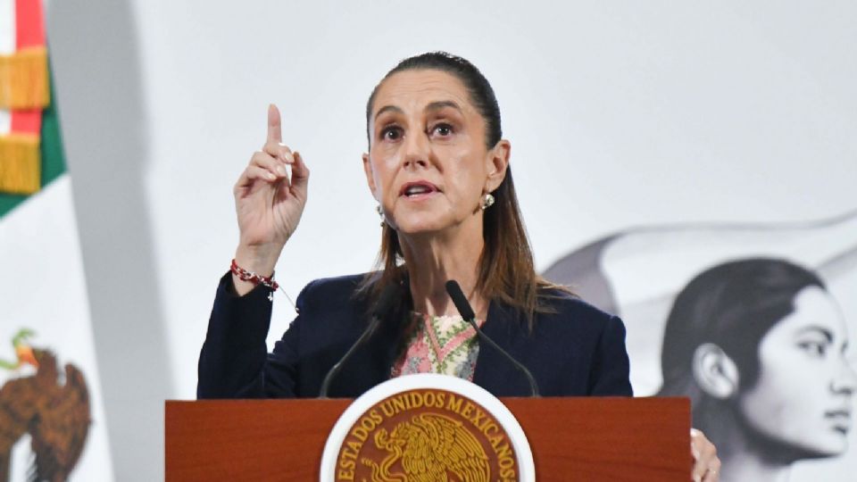 Claudia Sheinbaum, presidenta de México, durante su intervención en la conferencia matutina.