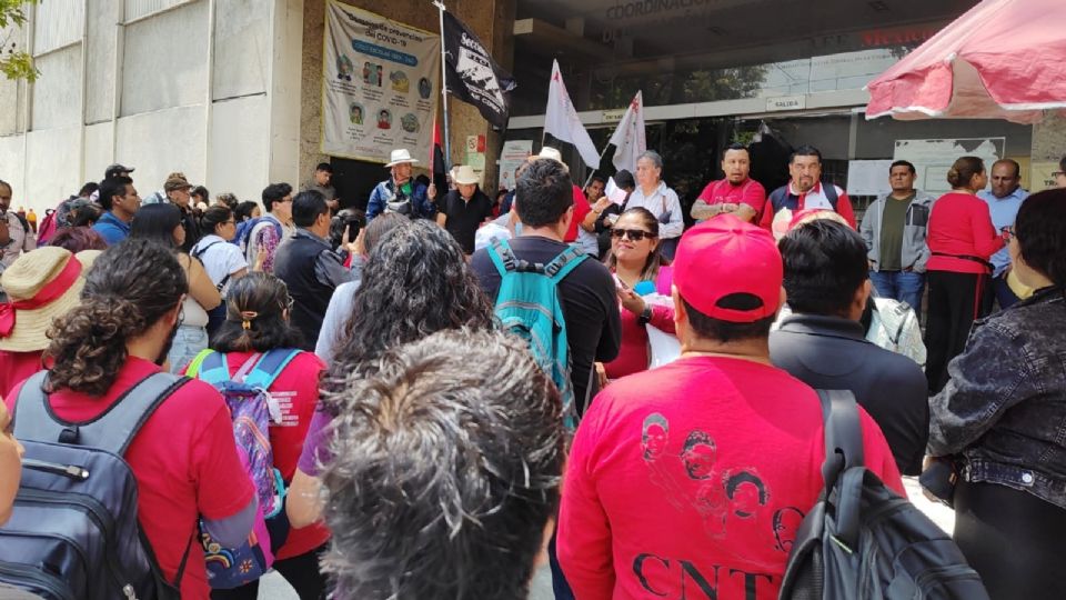 Manifestantes de la CNTE.