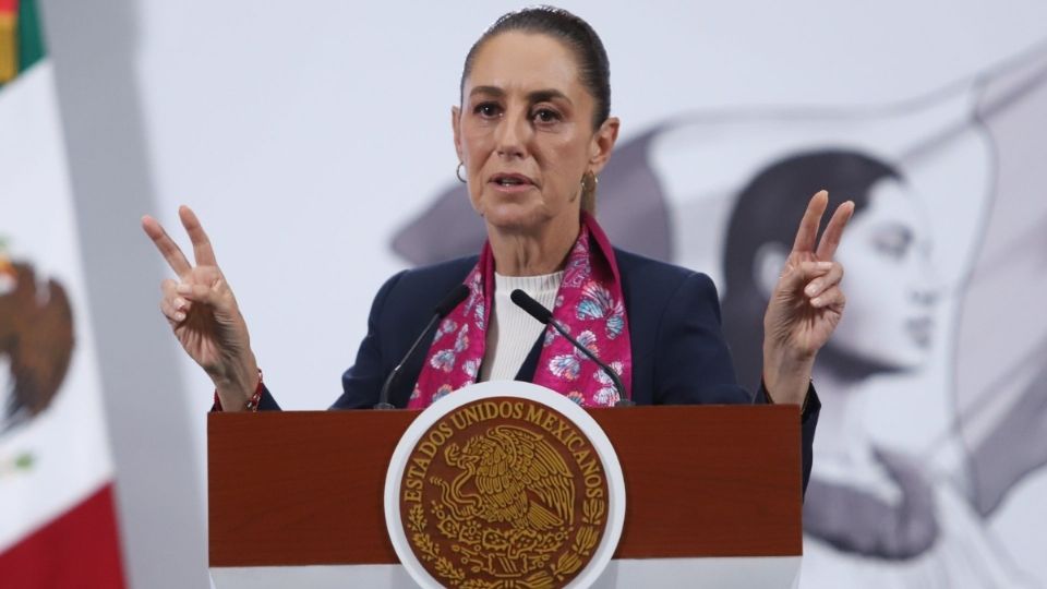 En el Zócalo, Claudia Sheimbaum culminará su gira por todo el pais al dar al pueblo su primer informe de gobierno.