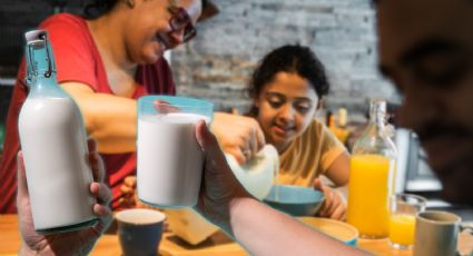 Esta es la marca de leche descremada que cumple con la norma y es la más barata, según Profeco