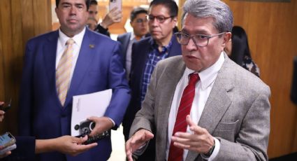 En medio de escándalos por derroche, recomienda Monreal humildad y sencillez