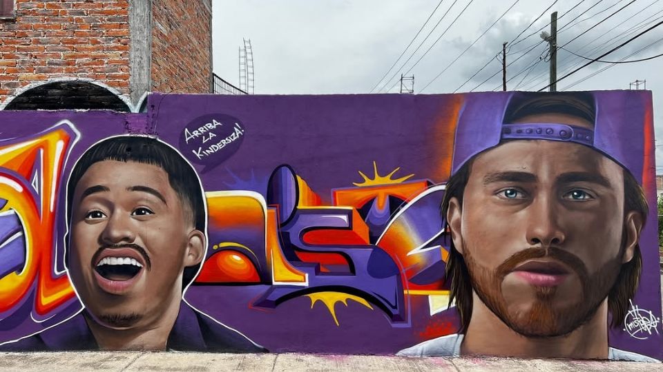 El mural de Aldo de Nigris y Abelito en Lagos de Moreno, Jalisco, atrae la atención de los fans en redes sociales.