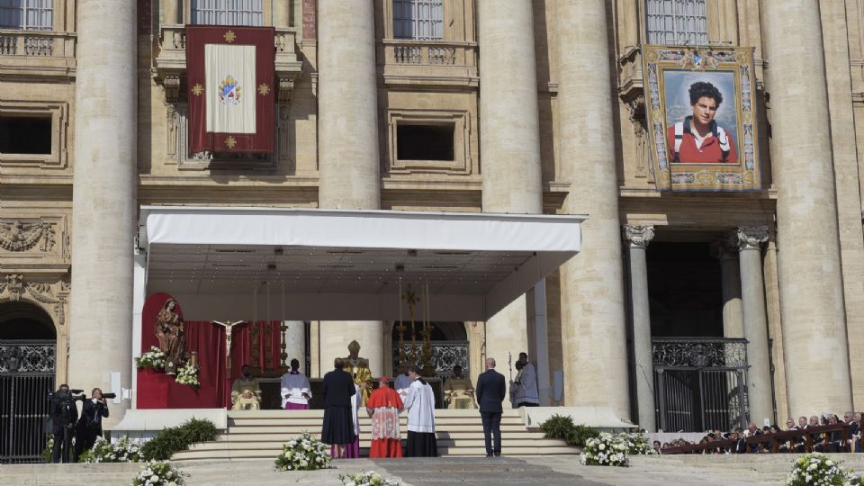 El papa León XIV canonizó al primer Santo Millenial.